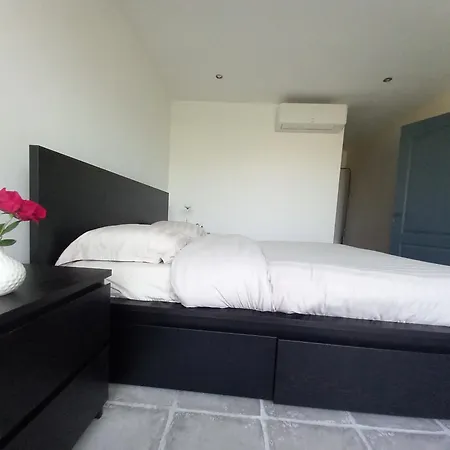 Дом отдыха La Ferme - Chateau Le Noble Saint-Germain-du-Puch