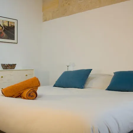 펜션 La Ferme - Chateau Le Noble Saint-Germain-du-Puch